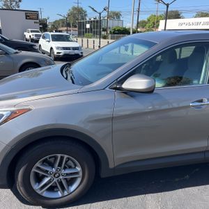 HYUNDAI SANTA FE SPORT 2.4L - 2