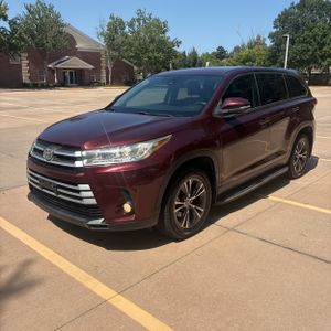 صورة 1 لـ 2019 Toyota HIGHLANDER LE PLUS