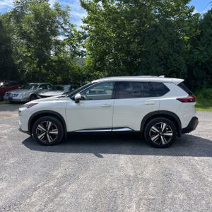 2021 Nissan ROGUE SL — фото 3
