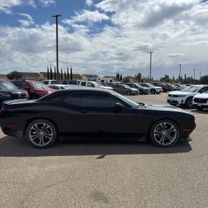 DODGE CHALLENGER GT - 10