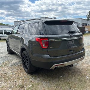 FORD EXPLORER XLT - 5