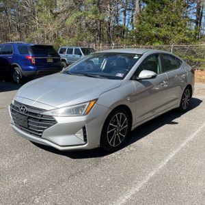 HYUNDAI ELANTRA LIMITED - 1