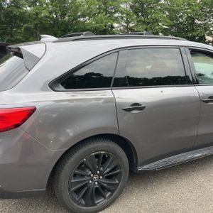 صورة 9 لـ 2017 Acura MDX SH-AWD W/TECH