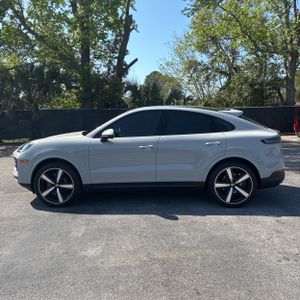 PORSCHE CAYENNE COUPE - 3