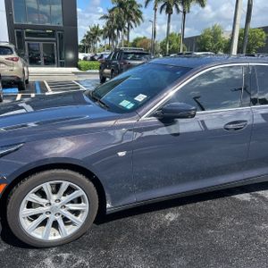 CADILLAC CT5 LUXURY - 2