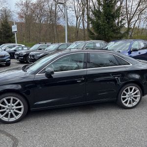 AUDI A3 2.0T PREMIUM - 4