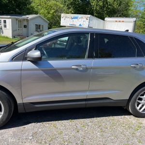 FORD EDGE SEL - 3