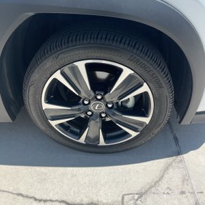 2026 Lexus UX 300H BASE — миниатюра 20