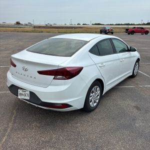 2019 Hyundai ELANTRA SE 照片 8