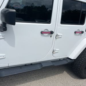 2016 JEEP WRANGLER UNLIMITED SAHARA — фото 4