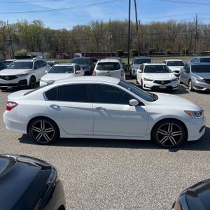 HONDA ACCORD SPORT W/HONDA SENSING - 10