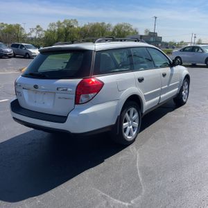 SUBARU OUTBACK BASE - 8