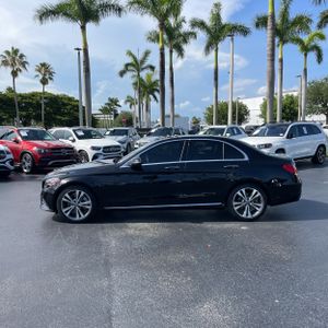 صورة 3 لـ 2021 Mercedes-BENZ C-CLASS