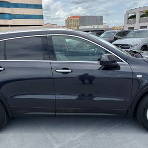 2023 Cadillac XT4 LUXURY — миниатюра 11
