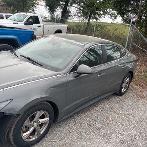 HYUNDAI SONATA SE - 2