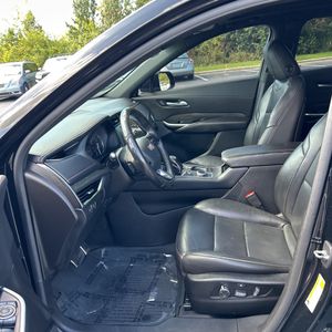 2019 Cadillac XT4 SPORT — фото 31