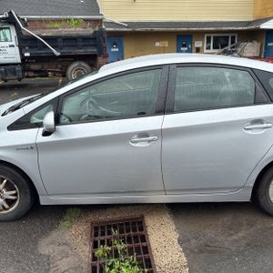 2011 Toyota PRIUS TWO 照片 4