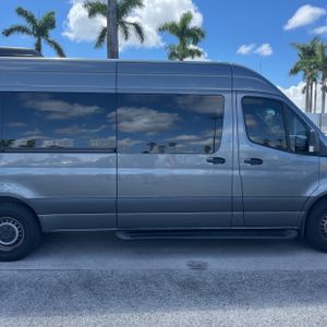 2019 Mercedes-BENZ SPRINTER 2500 — миниатюра 11