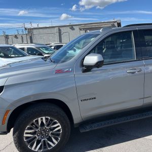 CHEVROLET TAHOE Z71 - 2