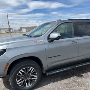 CHEVROLET SUBURBAN Z71 - 2