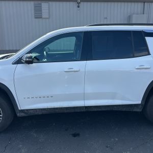 CHEVROLET TRAVERSE LT - 4