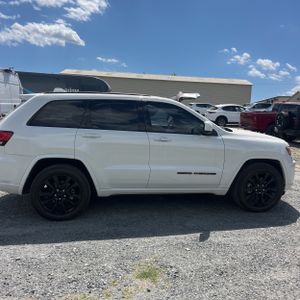 JEEP GRAND CHEROKEE ALTITUDE - 10