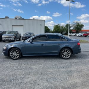 AUDI A4 2.0T PREMIUM - 3