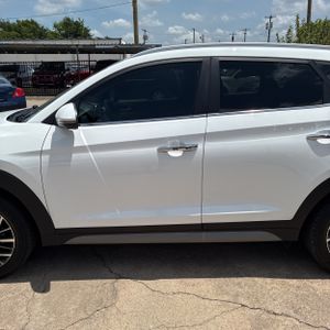 2021 Hyundai TUCSON LIMITED 照片 4