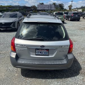 SUBARU OUTBACK BASE - 7