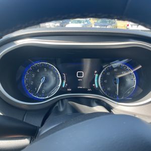 2025 Chrysler PACIFICA SELECT 缩略图 38