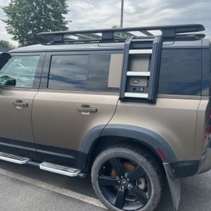 2021 LAND Rover DEFENDER 110 X-DYNAMIC HSE — фото 6