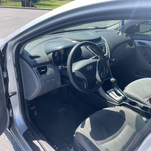 صورة مصغرة 28 لـ 2011 Hyundai ELANTRA GLS
