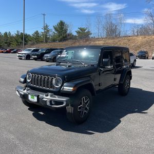JEEP WRANGLER 4-DOOR SAHARA 4X4 - 1