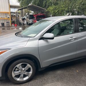 2019 Honda HR-V LX 照片 2