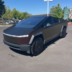 TESLA CYBERTRUCK BASE - 1