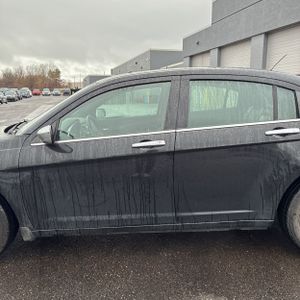 CHRYSLER 200 LIMITED - 4