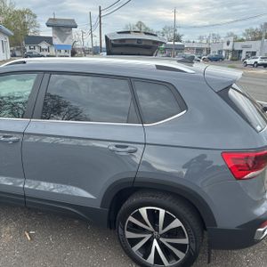 VOLKSWAGEN TAOS SE - 6