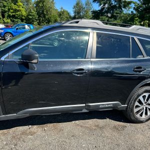 صورة 4 لـ 2022 Subaru OUTBACK PREMIUM