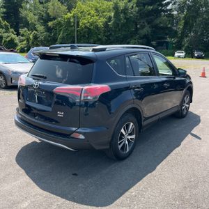 2018 Toyota RAV4 XLE — фото 8