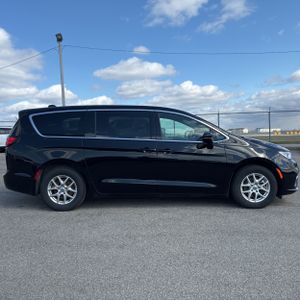CHRYSLER PACIFICA SELECT - 10