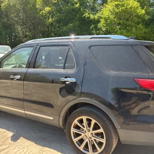 FORD EXPLORER LIMITED - 6