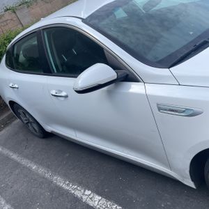 KIA OPTIMA HYBRID PREMIUM - 10