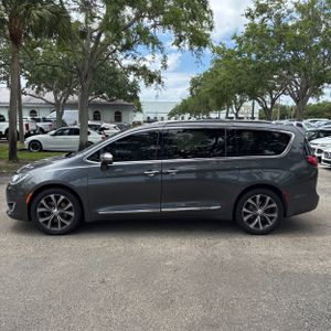 CHRYSLER PACIFICA LIMITED - 3