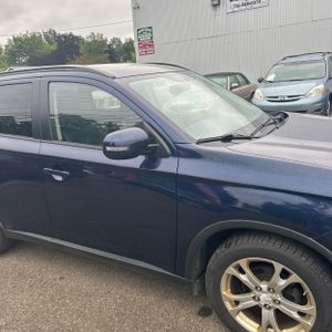 صورة مصغرة 13 لـ 2015 Mitsubishi OUTLANDER SE
