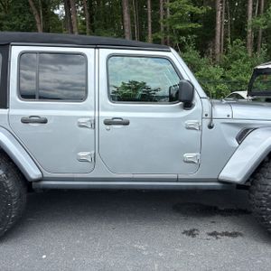 2019 JEEP WRANGLER SAHARA — фото 10