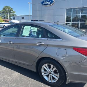 2013 Hyundai SONATA GLS 照片 6