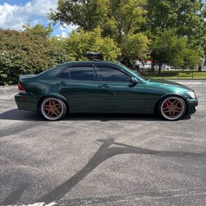 2001 Lexus IS 300 BASE — фото 10