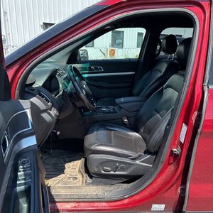 صورة مصغرة 32 لـ 2016 FORD EXPLORER XLT