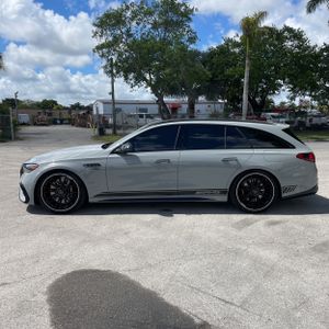 MERCEDES-BENZ E-CLASS - 3