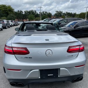 MERCEDES-BENZ E-CLASS - 7